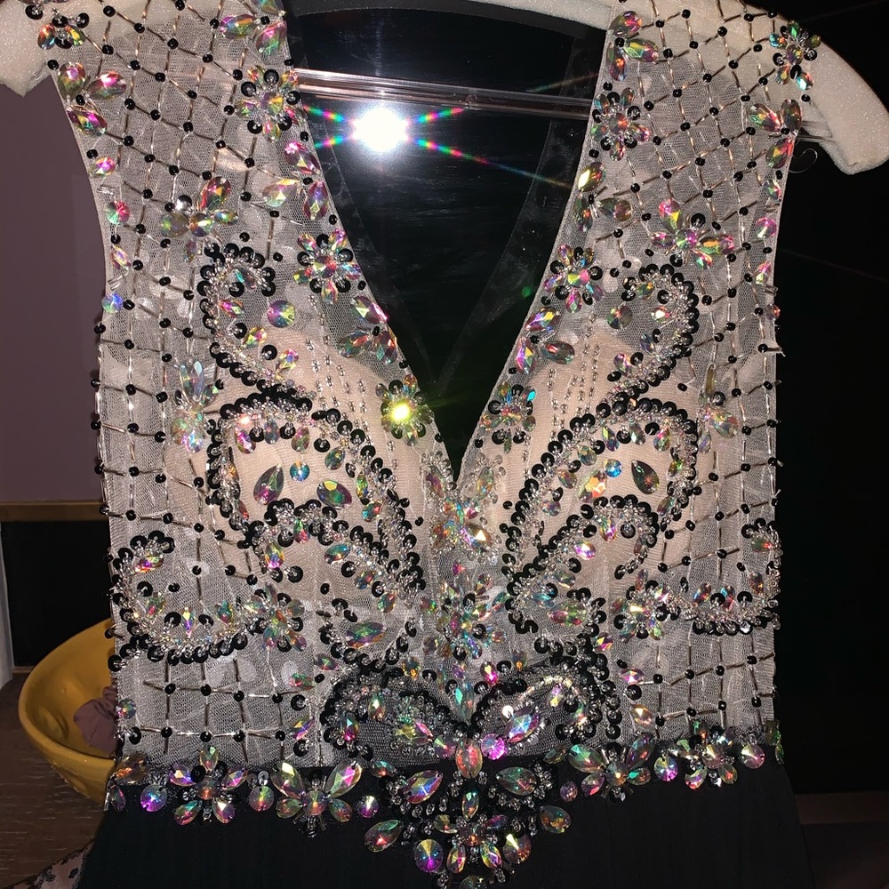 Nina Canacci Prom dress